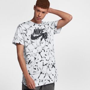 The Nike Tee air shirt men’s NWT